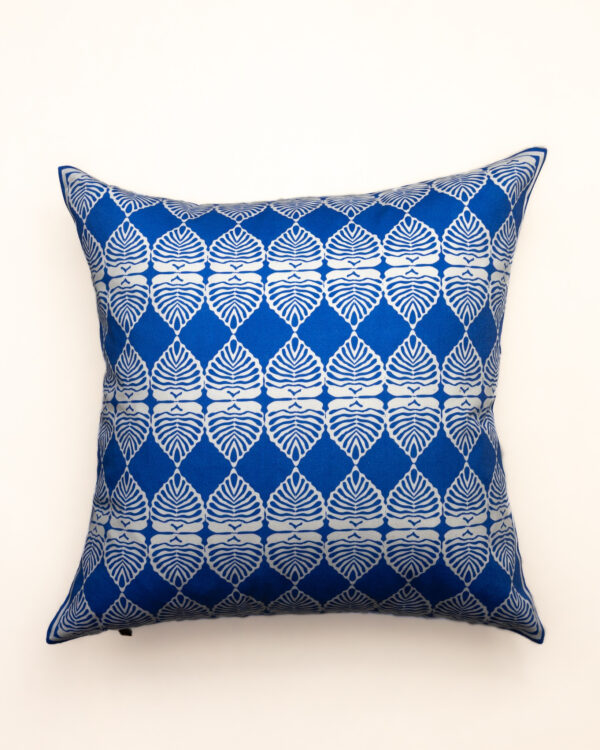 Wycinanka No. III - The Linden Leaf in Blue