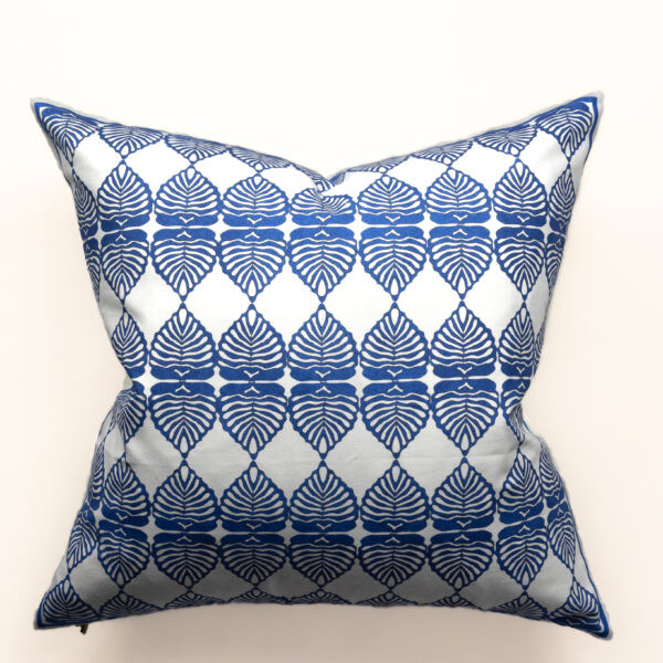 Wycinanka No. III - The Linden Leaf in White